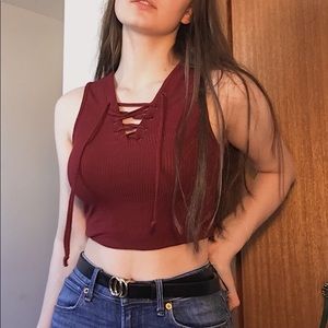 LACE UP BURGUNDY CROPPED TANK TOP